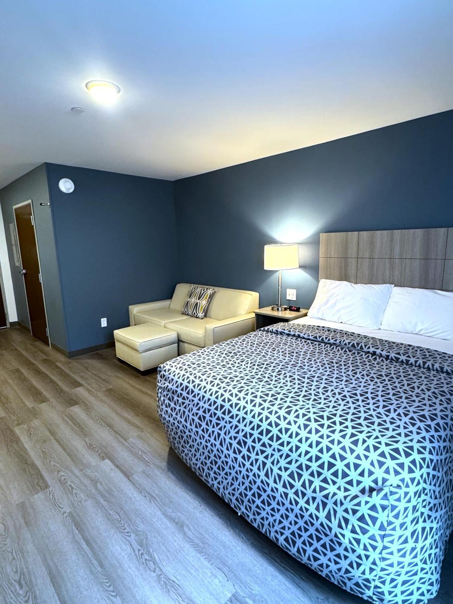 WoodSpring Suites Knoxville - Cedar Bluff Exterior foto